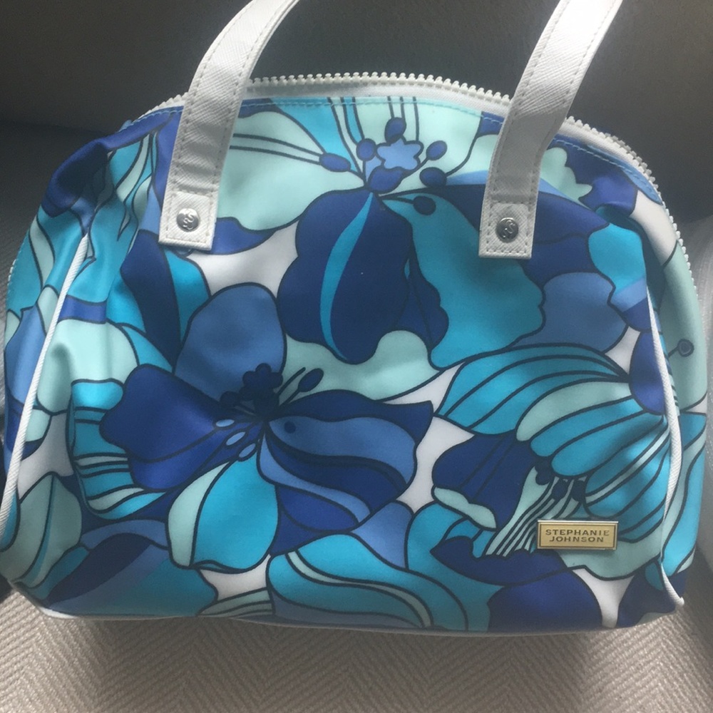 Stephanie Johnson cosmetic traveler case